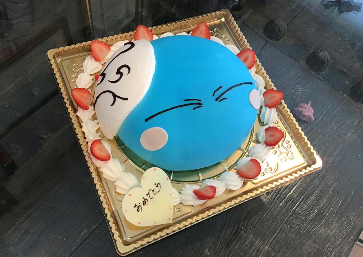 香川県ケーキ　高松市ケーキ　バースデーケーキ　３dケーキ　ブランジスタケーキ　転スラケーキ　リムルケーキ