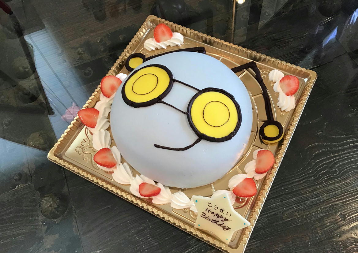 香川県ケーキ　高松市ケーキ　パティスリーグレースケーキ　バースデーケーキ　お誕生ケーキ　3Dケーキ　ポケモンケーキ　コレクレーケーキ　キャラクターケーキ