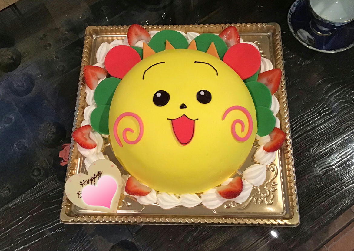 香川県高松市パティスリー　パティスリーグレース　3Dケーキ　キャラクターケーキ　お誕生ケーキ　バースデーケーキ　コジコジケーキ　旅色